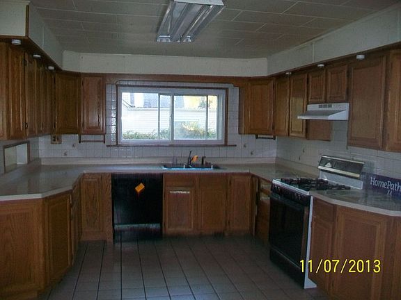 5th image of 2740 Bellwood Ave