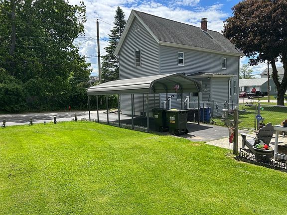 2nd image of 30 Park Rd