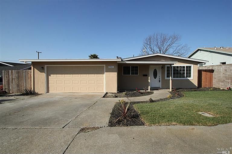 1st image of 901 N Camino Alto