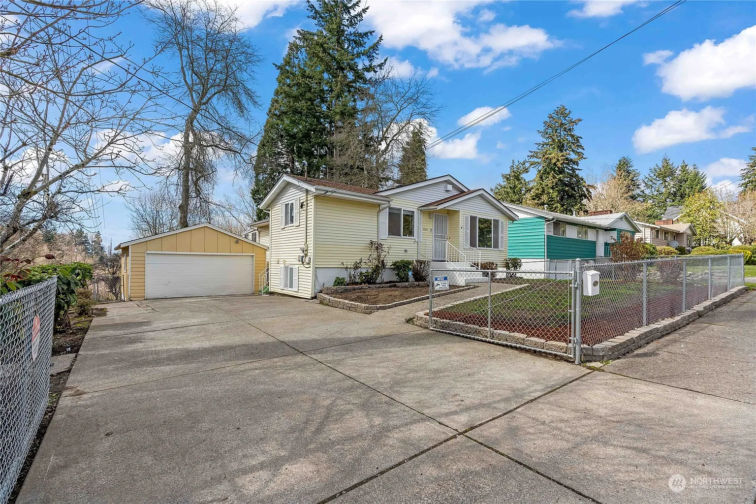 6320 S Sheridan Avenue photo 1