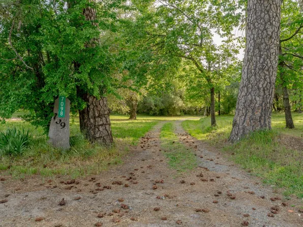 7098 La Porte Rd, Bangor, CA 95914