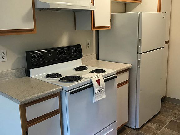 5th image of 18685 SW McClarey Dr APT 39