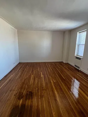 Rented by Contact Realty | media 32