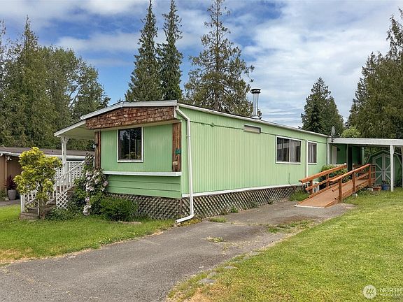 3rd image of 90 Baywood Village #34