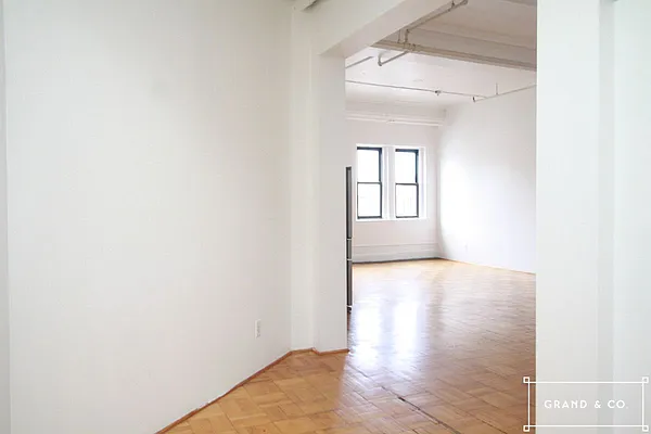 Rented by Grand & Co. | media 23