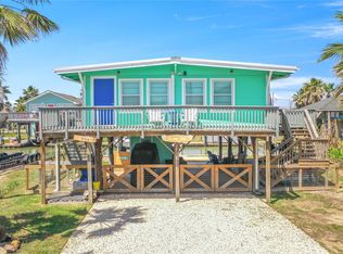 321 Pompano Ln, Surfside Beach, TX 77541