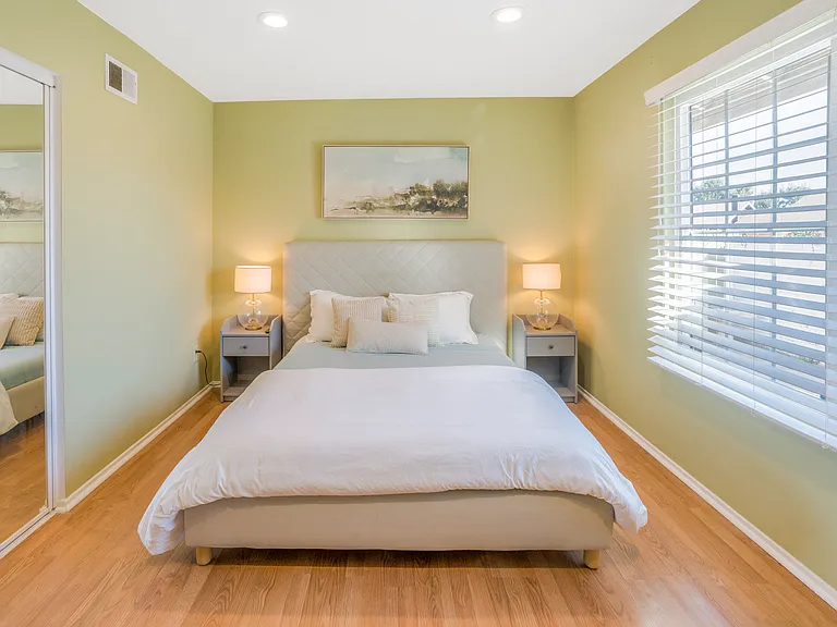 23721 Pasatiempo Ln — Photo 19