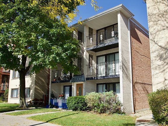 5th image of 5470 W Higgins Ave APT 1W