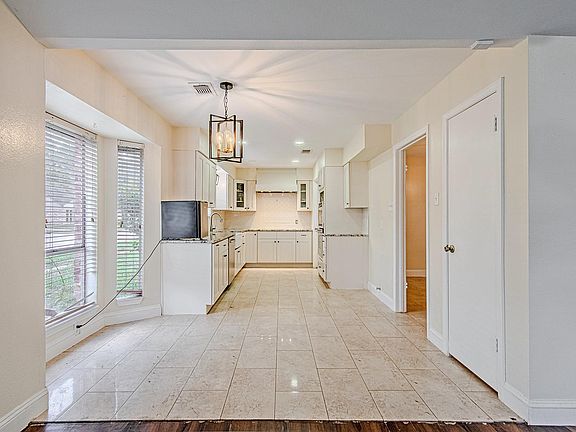 2nd image of 17811 Hawk Haven Ln
