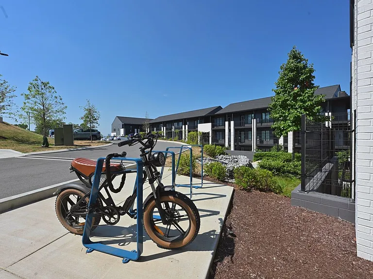 2900 Edwin Way #202 — Photo 46