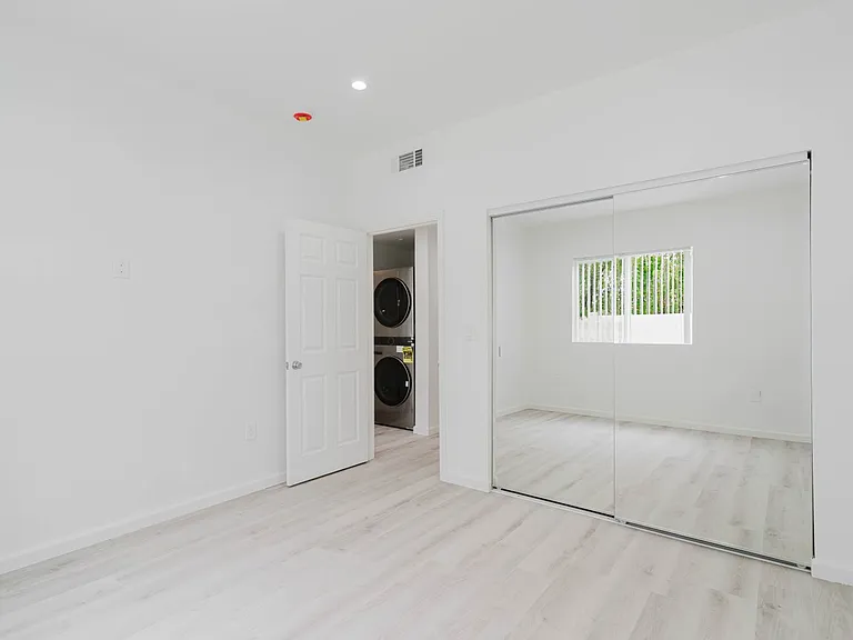 10938 Olinda St — Photo 10