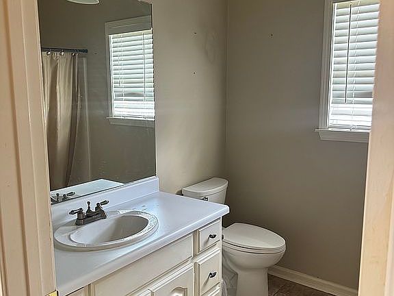5th image of 11316 Saint James Ct