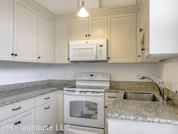 2nd image of 1656 Taylor St APT 2