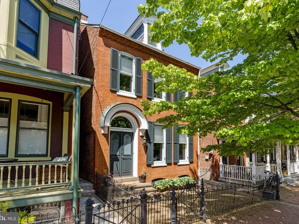 437 W Walnut St, Lancaster, PA 17603