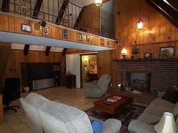 2nd image of 45 Bream St