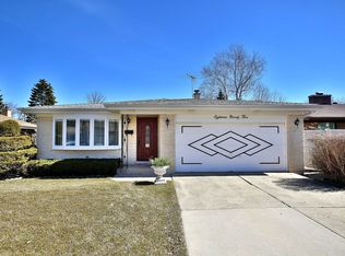1895 Locust St, Des Plaines, IL 60018
