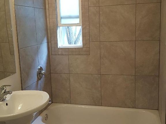 5th image of 1783 Bacon St