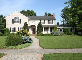 212 Golf Edge Dr, Westfield, NJ 07090