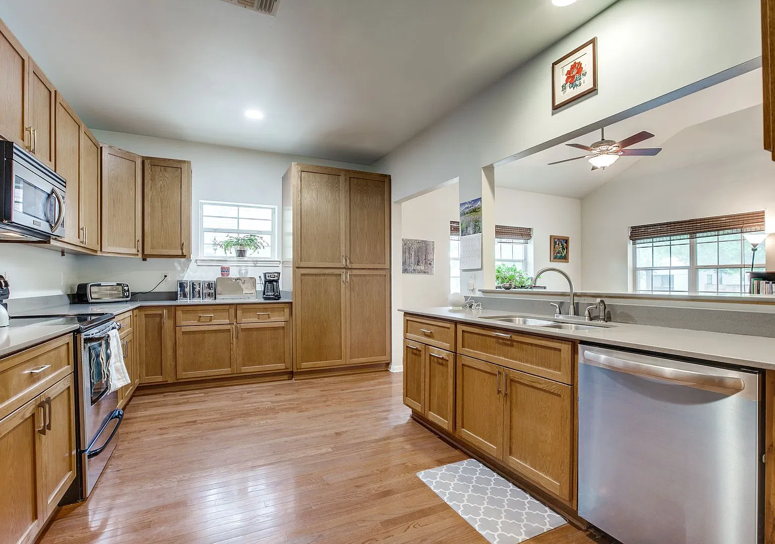 Southtown/Lone Star Gem in the Heart of Downtown San Antonio! — Photo 4