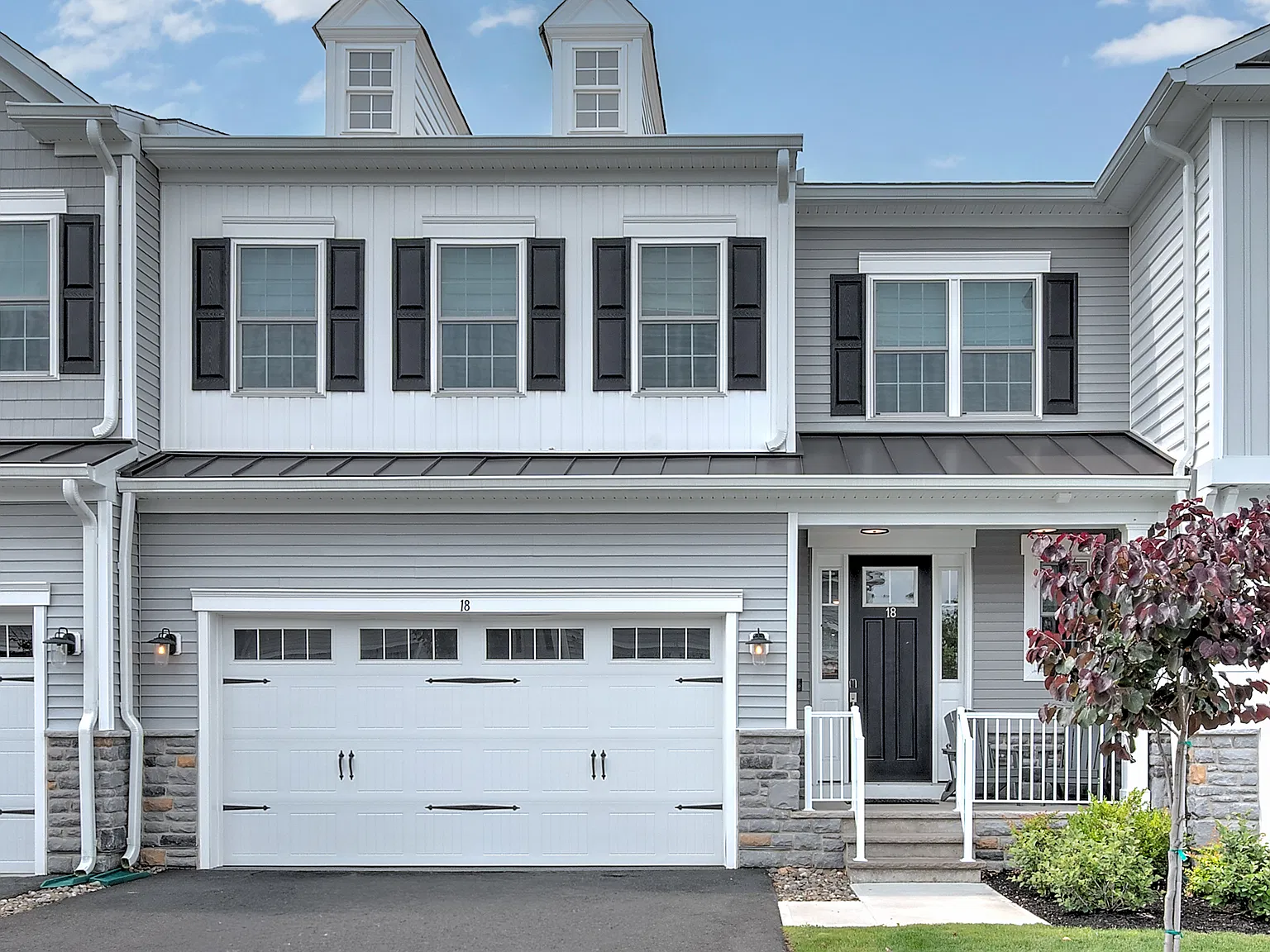 3 bed, 2.5 bath, 4199 sqft, $6,750 — Photo 1