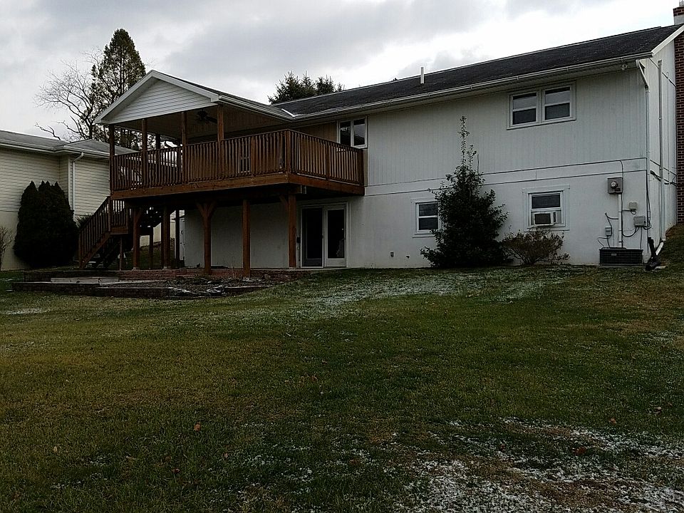 670 Mill St, Palmerton, PA 18071 Zillow