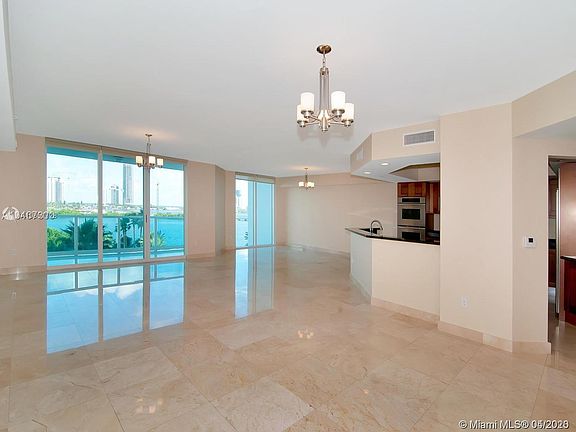 4th image of 3301 NE 183rd St Unit 604