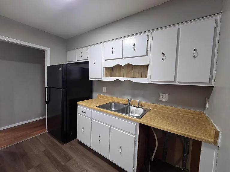 5787 Northland Dr — Photo 22