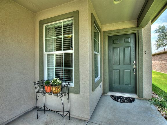 3rd image of 308 Salado Creek Ln