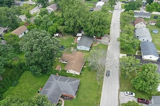 5th image of 702-1 Fox River Rd