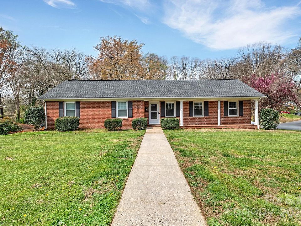 1st image of 1205 Laurel Ln