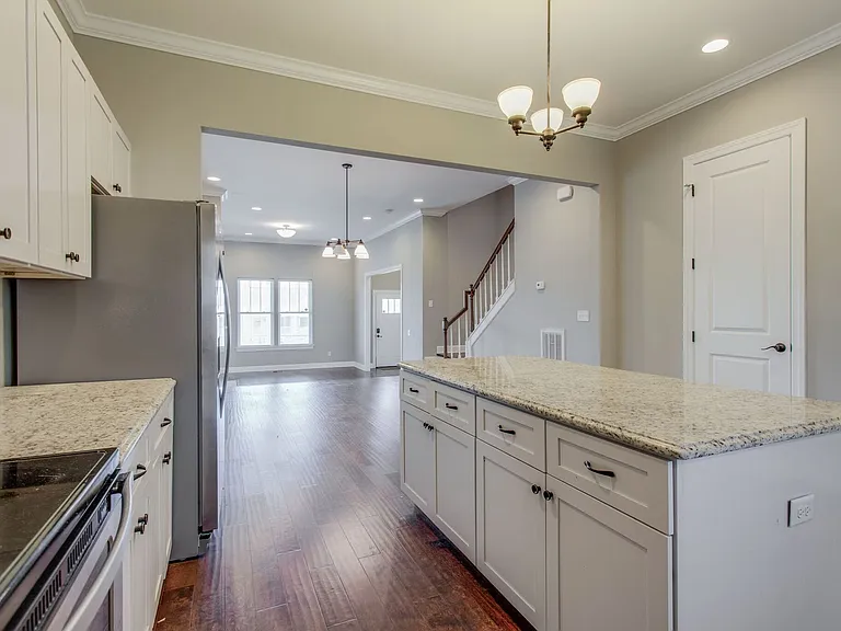 4516 Michigan Ave — Photo 15