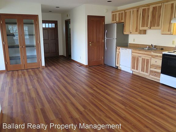 4th image of 8320 5th Ave NE Ste A