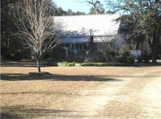 2891 Juniper Creek Rd, Quincy, FL 32351