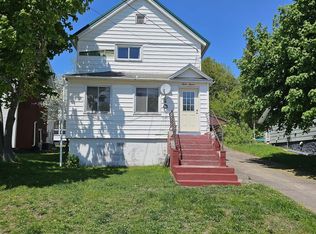 711 Pine St, Hancock, MI 49930