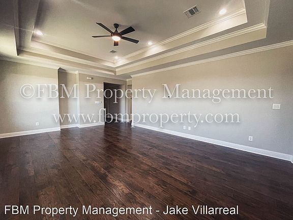 4th image of 811 Woodcrest Dr