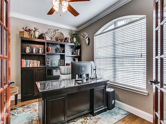 3rd image of 8600 Corral Cir