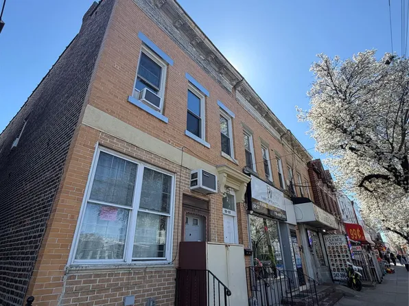 5005 108th Street, Corona, NY 11368