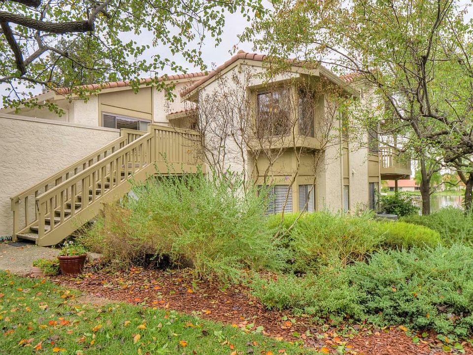 1st image of 8414 Chenin Blanc Ln