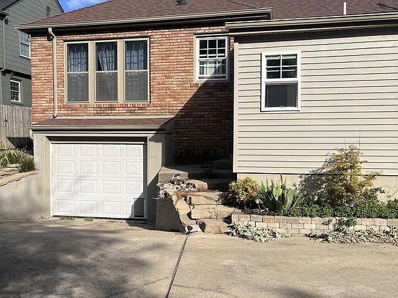 2nd image of 3414 Buckner Ln