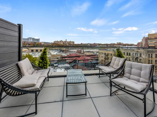 5055 Broadway image 6 of 19