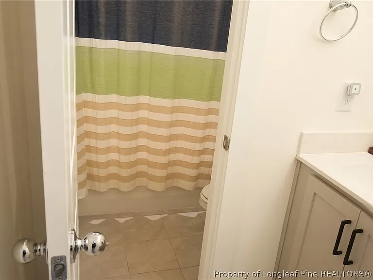 486 Falls Creek Dr — Photo 18