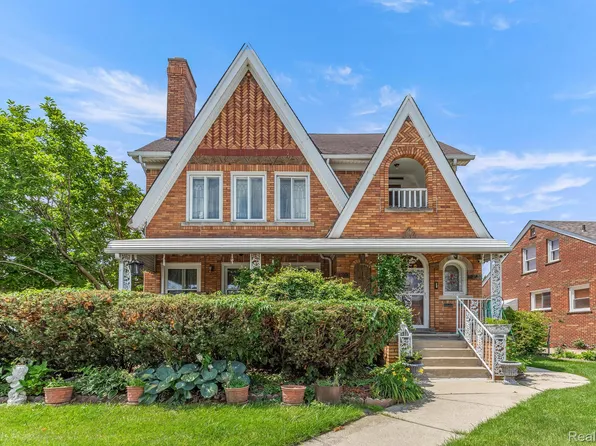 7803 Miller Rd, Dearborn, MI 48126