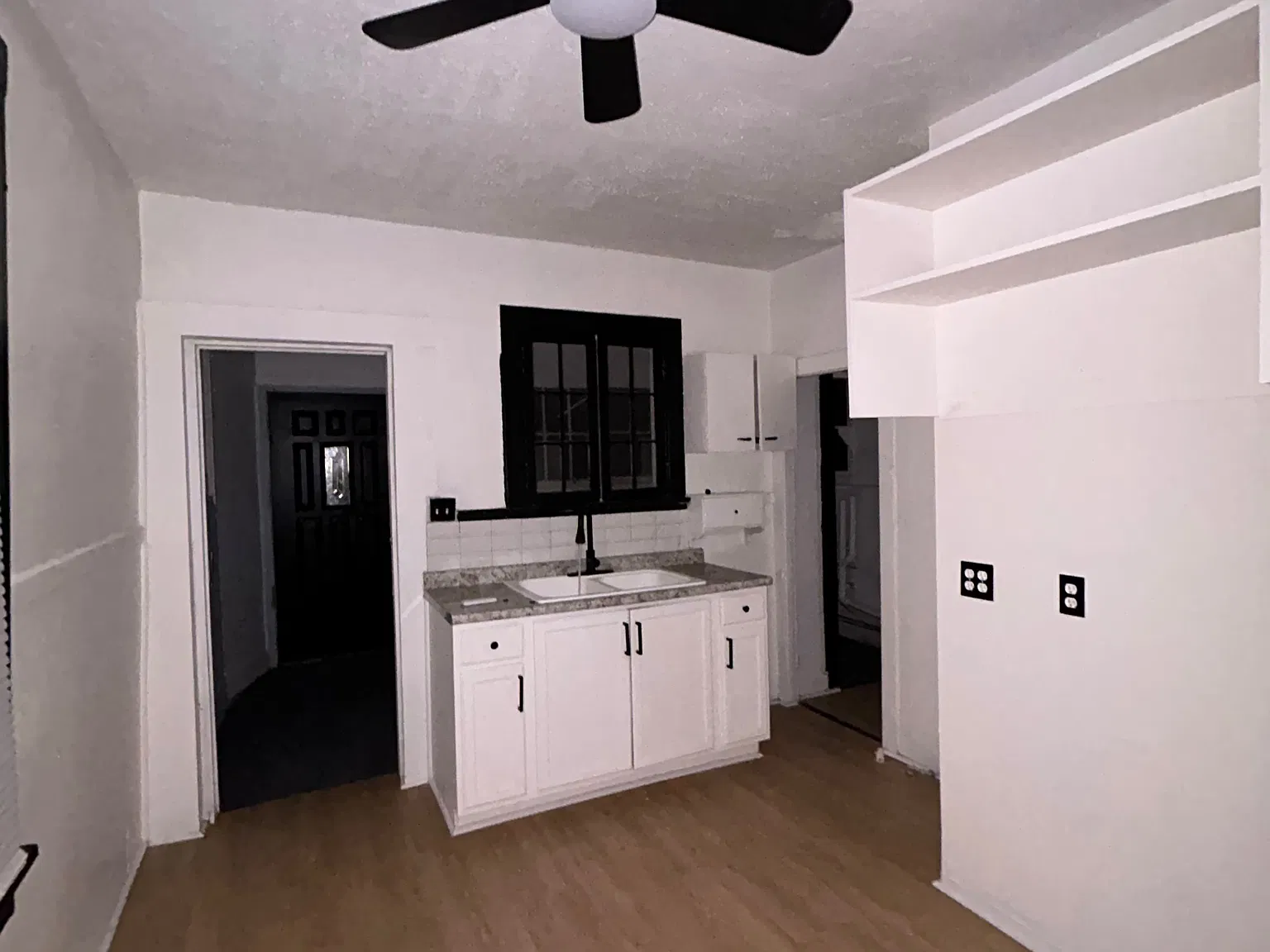 4 bed, 1400 sqft, $1,250 — Photo 1