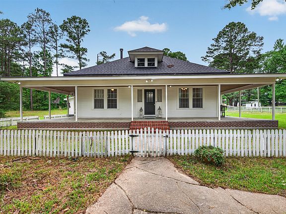 3rd image of 8402 Springridge Texas Line Rd