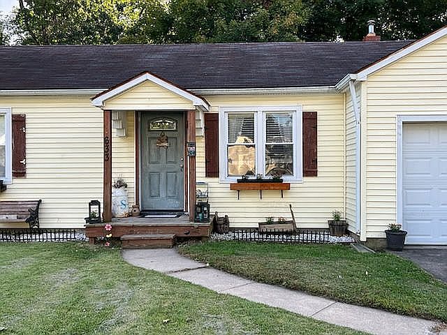 1st image of 633 Woodlawn Ave