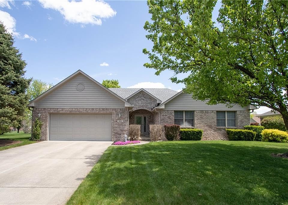 1st image of 469 Meadows Dr