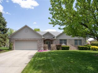 469 Meadows Dr, Pittsboro, IN 46167