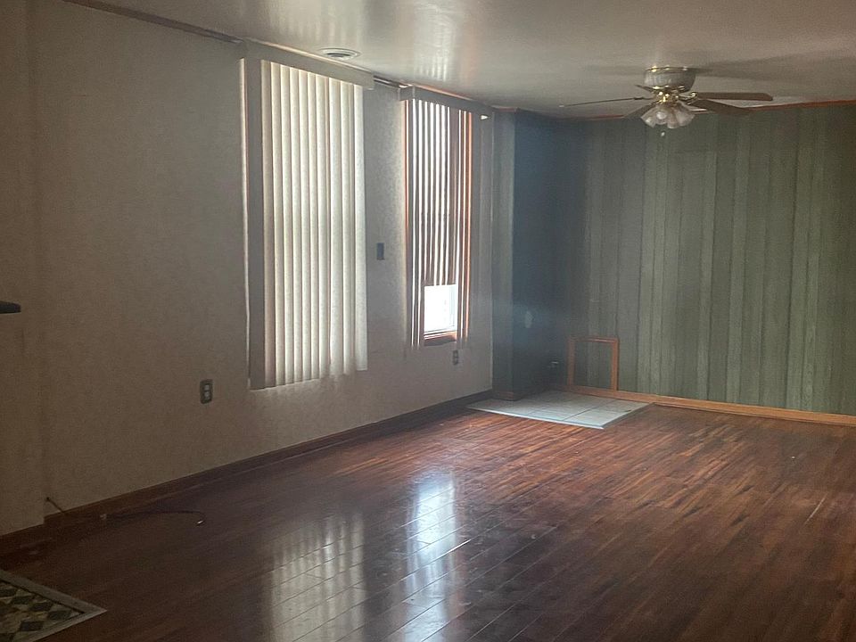 1st image of 3026 S Union Ave #2F