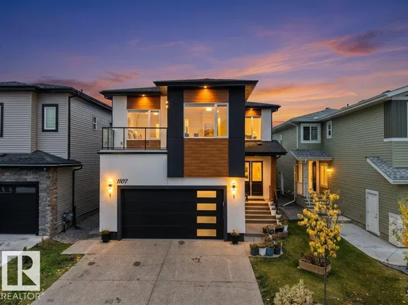 1107 150th Ave NW, Edmonton, AB T5Y 4C1