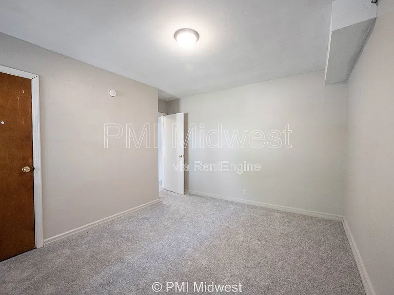 3725 N Sherman Dr #7 — Photo 13